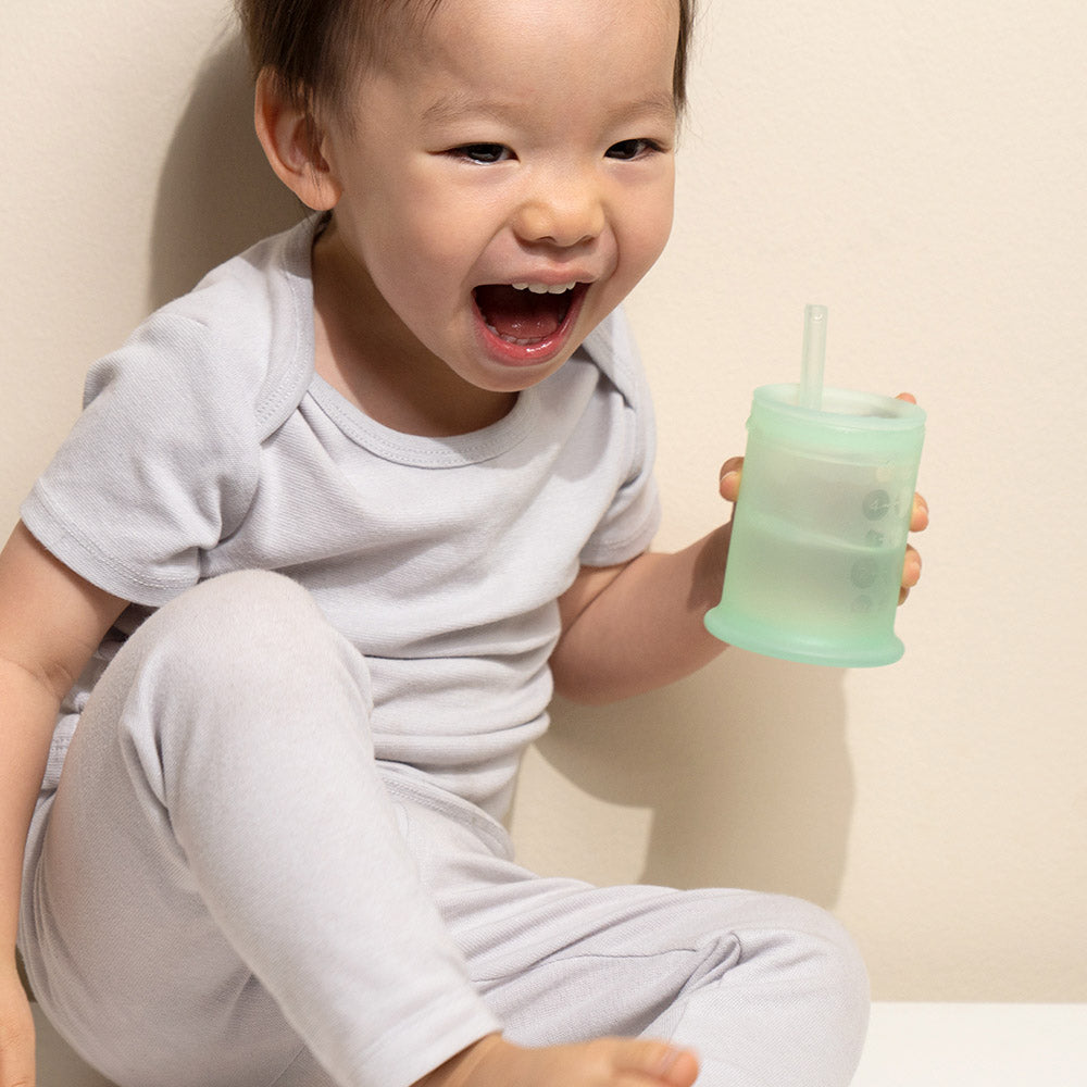 Independent Feeding Stage - Drink independently with silicone training cup